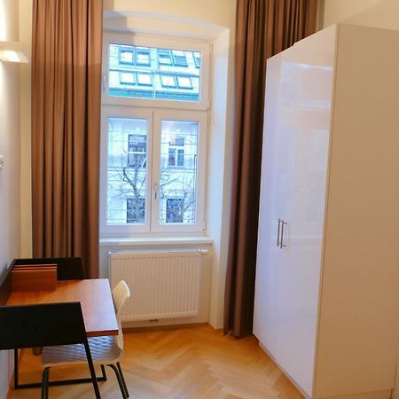 Ks70 Apartments Vienna Esterno foto
