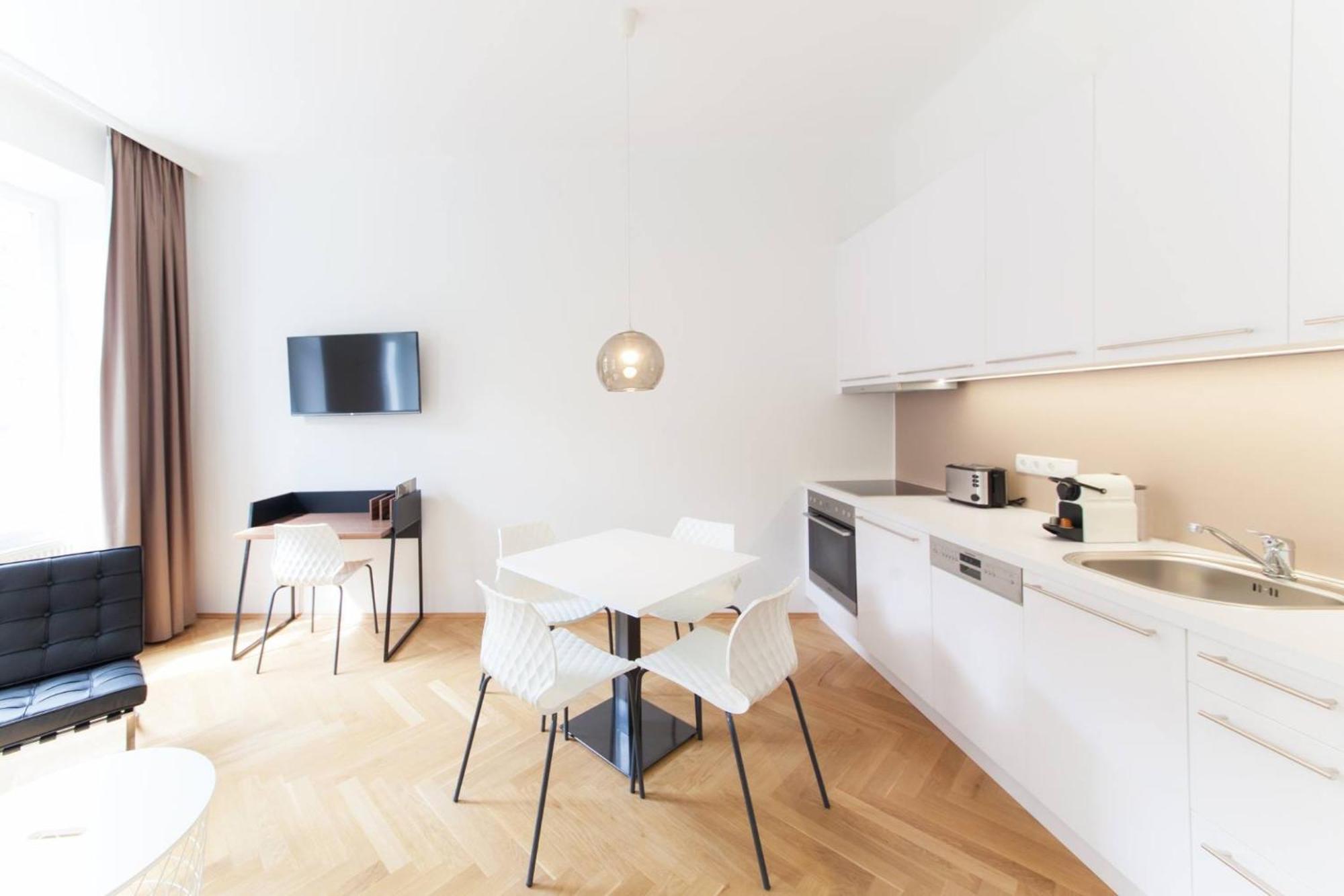 Ks70 Apartments Vienna Esterno foto